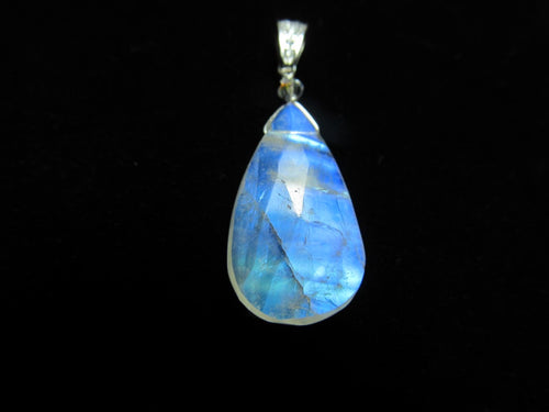 RAINBOW MOONSTONE faceted briolette pear bead sterling silver drop Pendant